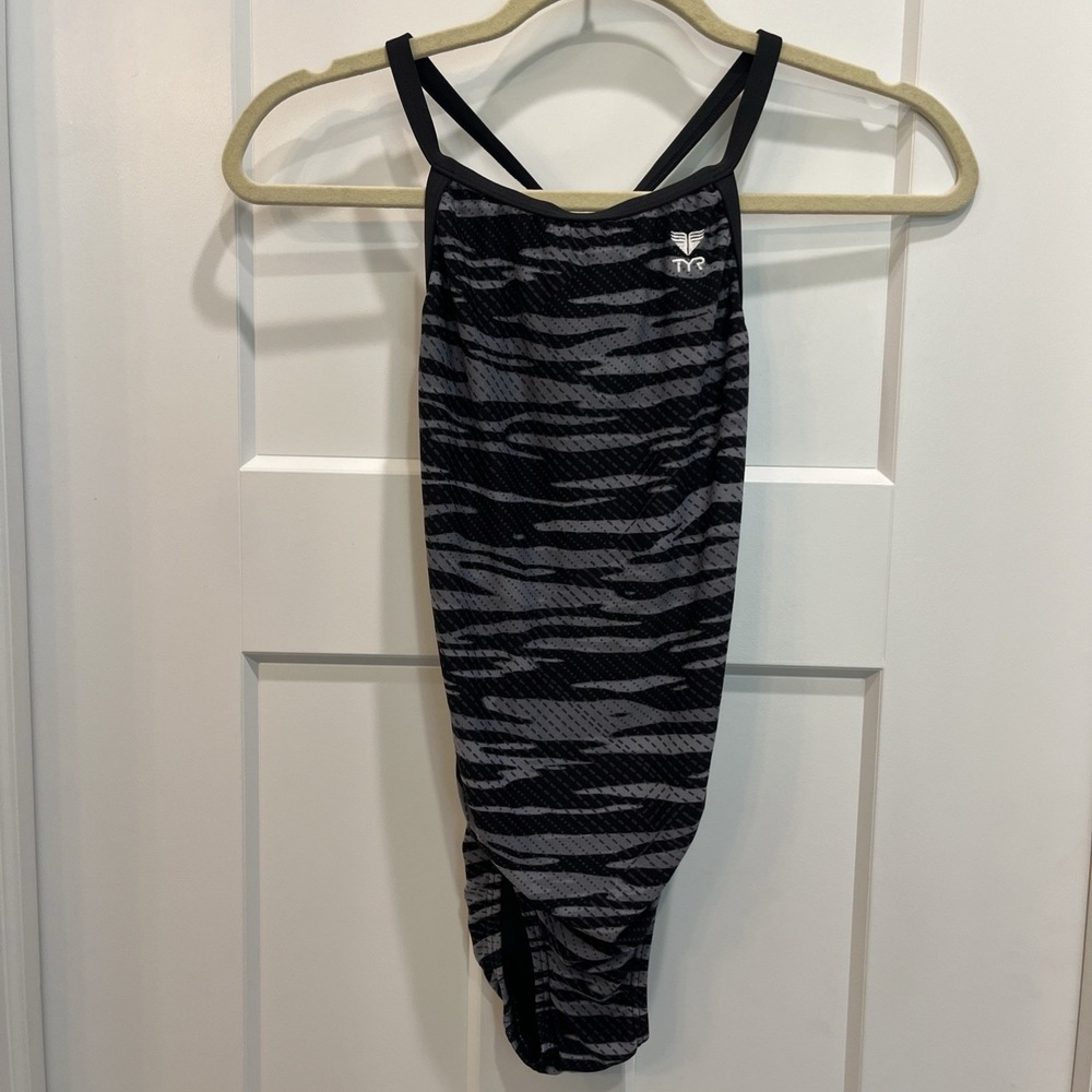 TYR Durafast‎ Diamondback Swimsuit One Piece Bathing Suit Women's Size 30 Black